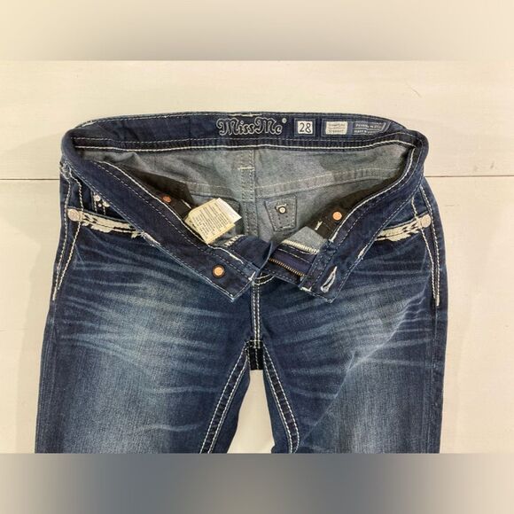 Miss Me Jeans Women’s 28 Blue Denim Signature Straight Rhinestone Embroidered - Picture 7 of 14